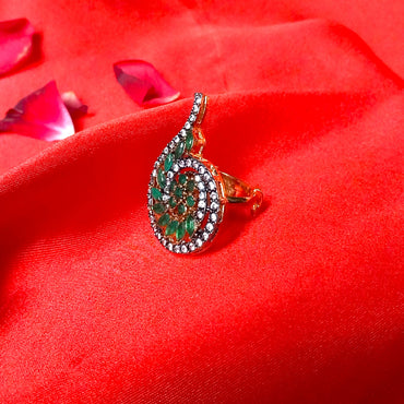 Green Stone Zircon Spiral Ring