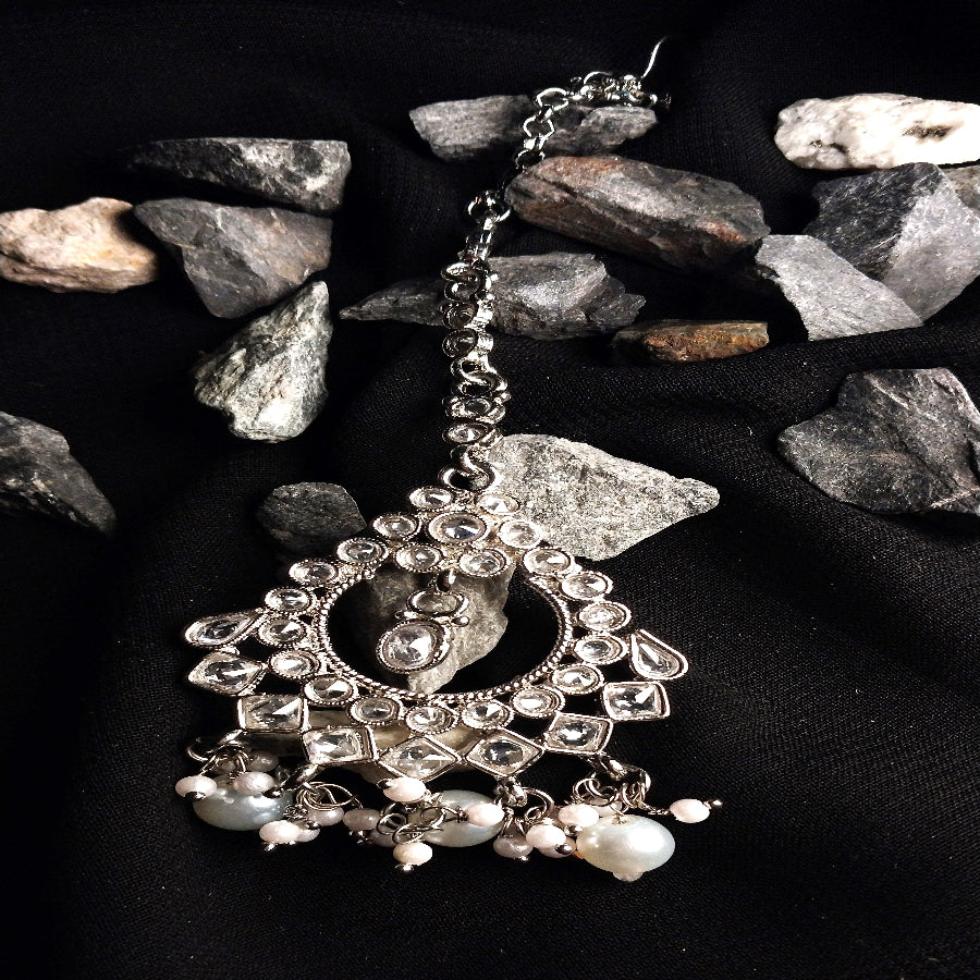 Silver Ethnic Mangtikka with White Beeds